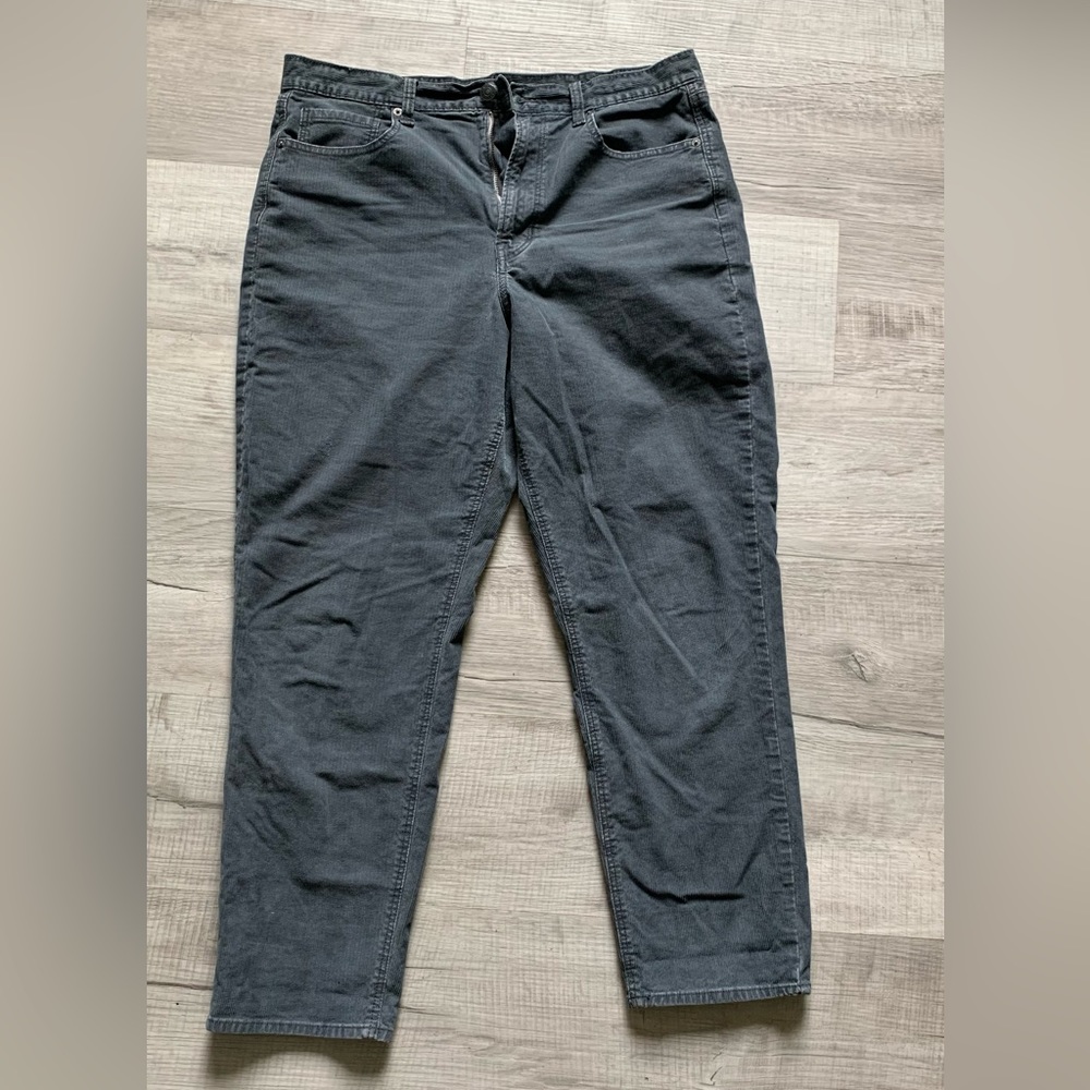 American eagle womens mom jean corduroy size 10